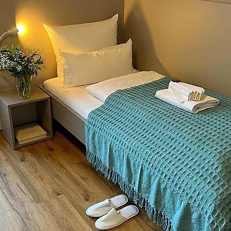 Falken Hotel *